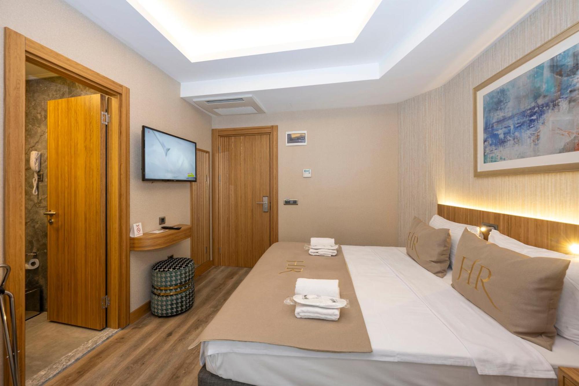 Hotel Ravi อิสตันบูล ภายนอก รูปภาพ